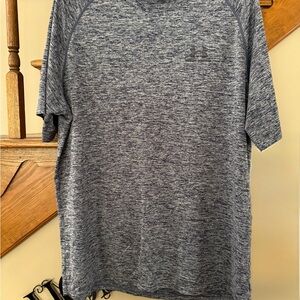 Under Armour Gray Short Sleeve Tee
